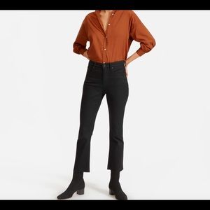 Everlane - The Kick Crop Jean in Black